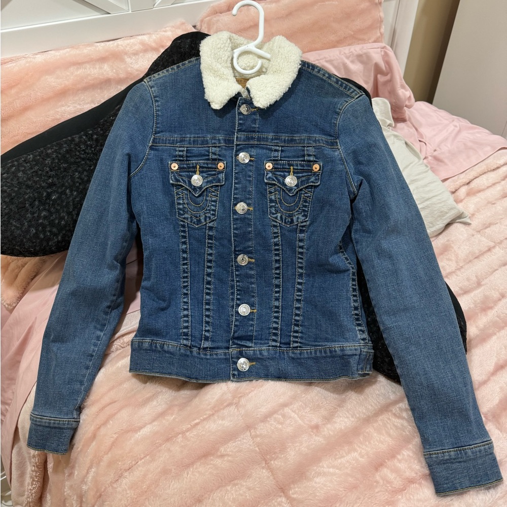 COZY TRUE RELIGION JEAN JACKET